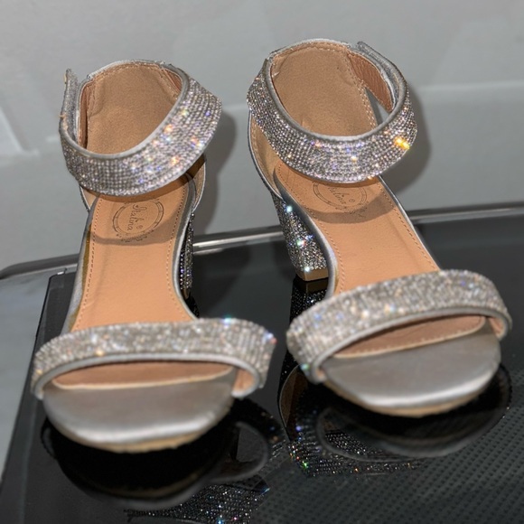 Sparkle shoes - Picture 4 of 8